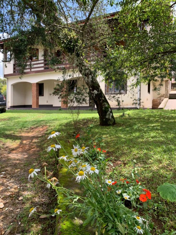 Casa Da Ines Exclusiva Para 01 Ou 02 Casais Ou Familia Monte Verde  Zewnętrze zdjęcie
